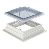 Svetlk VELUX pre odvetranie dymu a tepla